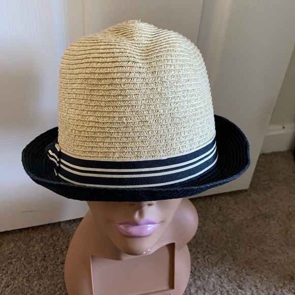 Straw fedora hat - Picture 1 of 3